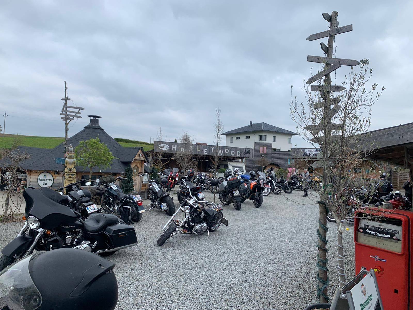 Harry´s Bikertreff - Harald Schuster